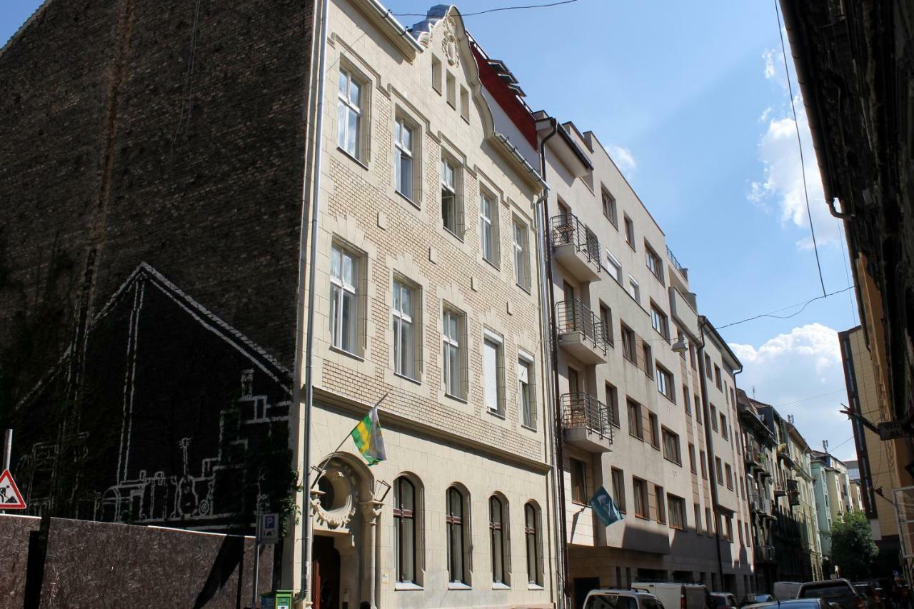 The Prince'S Neighbour Apartment Budapest With Free Garage Budapeste Exterior foto